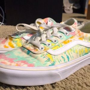 tie dye vans